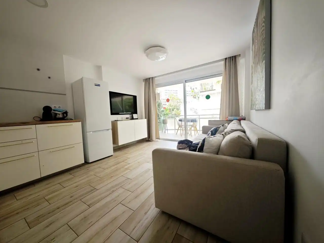 Living room of Flat for sale in San Bartolomé de Tirajana  with Air Conditioner, Terrace and Furnished