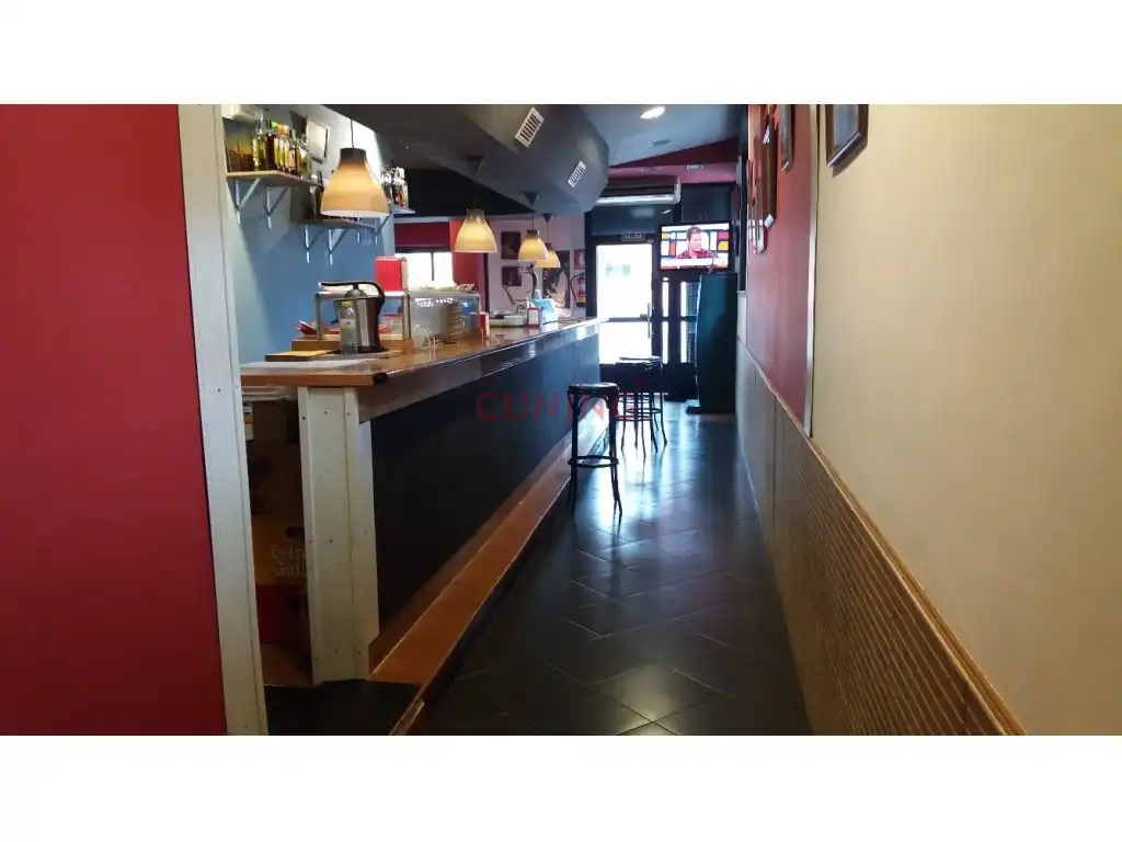 Business premises for sale in Casco Antiguo, imagen 3