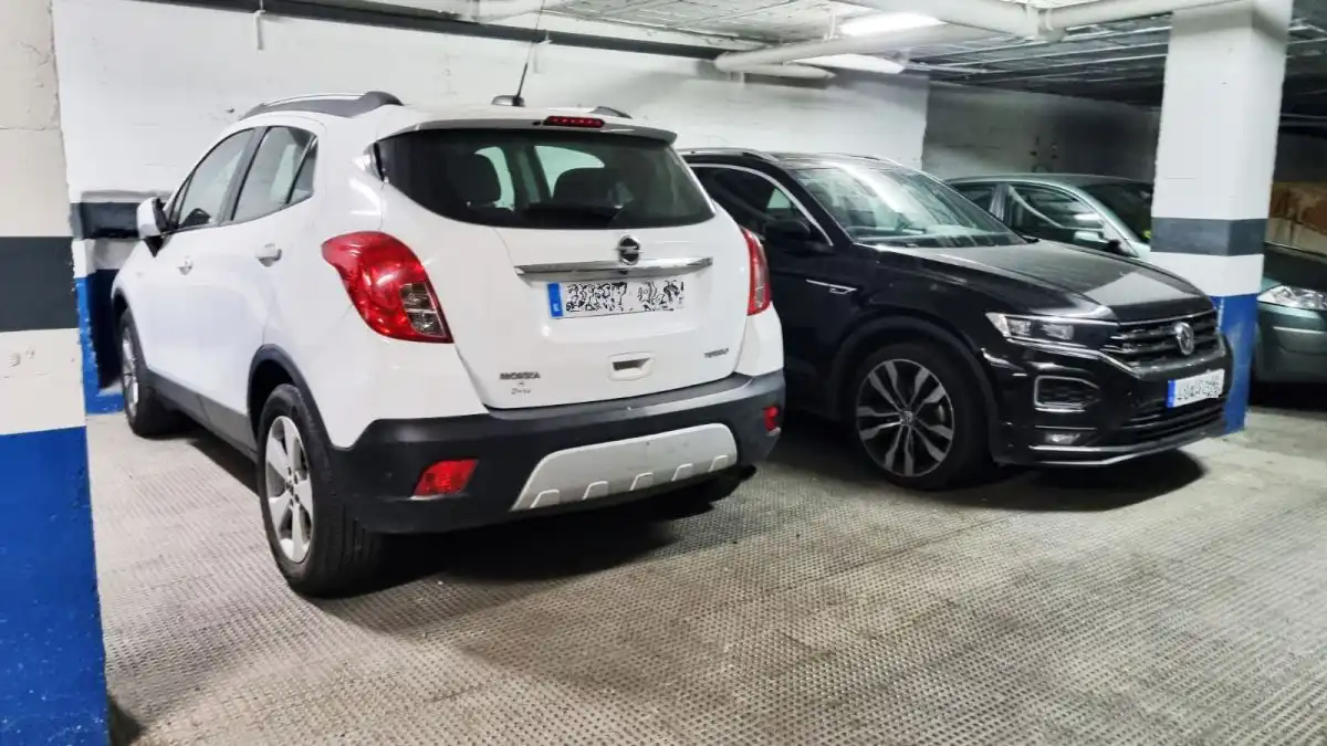 Parking of Garage for rent in Sevilla