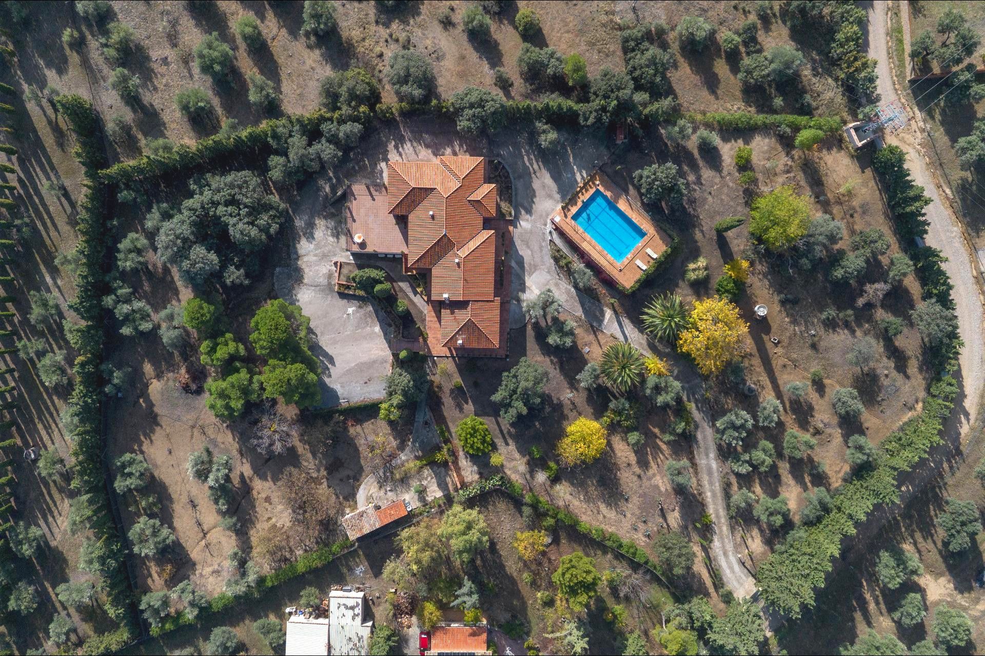 Vista exterior de Casa o xalet en venda en  Toledo Capital amb Aire condicionat, Calefacció i Jardí privat