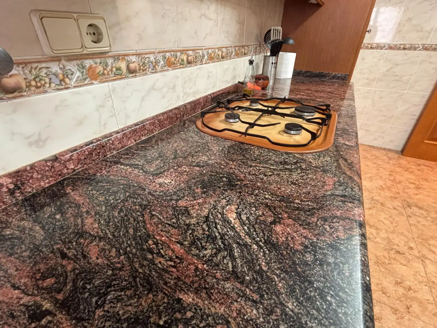 Kitchen of Flat for sale in Valencia  with Air Conditioner and Balcony
