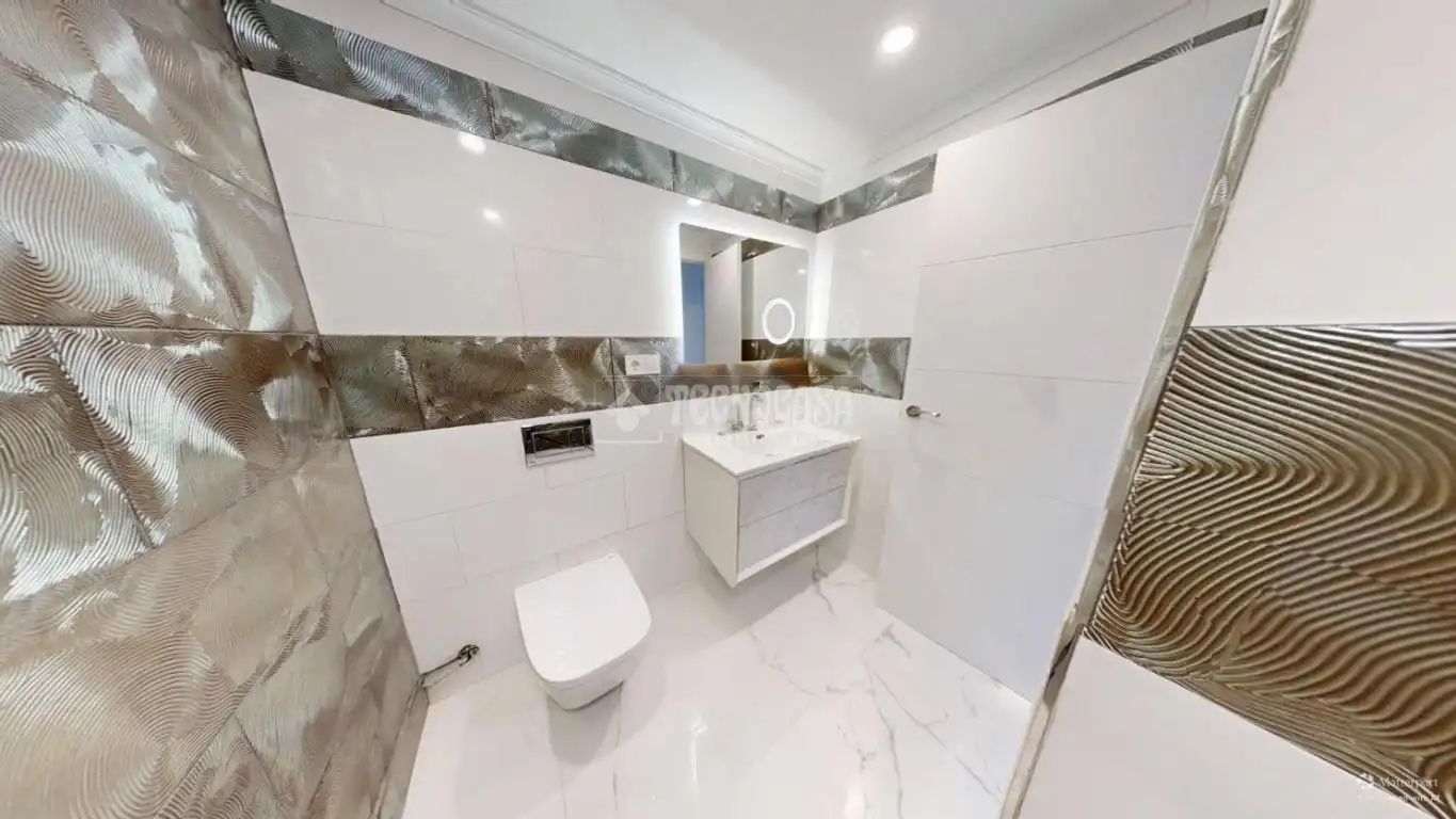 Baño de Piso en venta en Valencia con Aire acondicionado y Calefacción