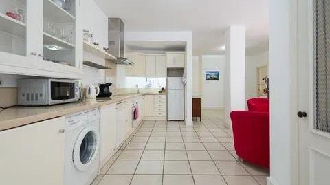 Foto 5 de Apartamento de alquiler en Calle Calle Alfredo J. Jones, Santa Catalina - Canteras, Las Palmas de Gran Canaria