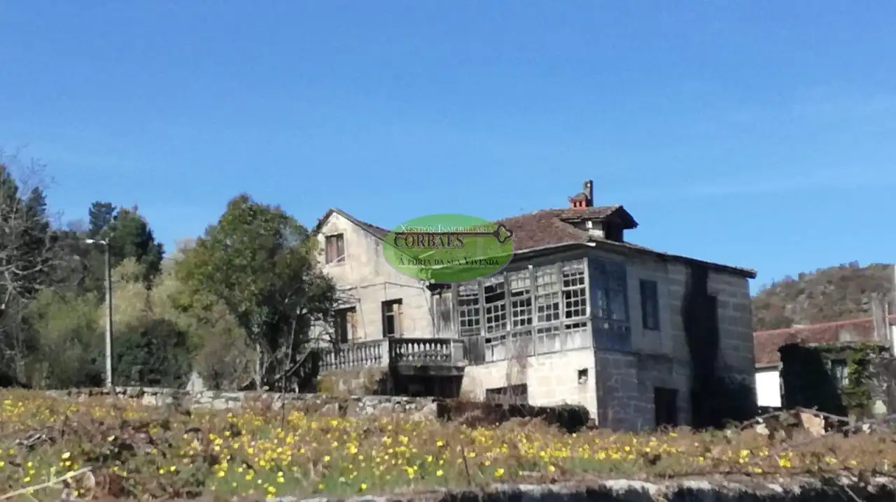 Vista exterior de Casa o xalet en venda en Punxín amb Jardí privat, Terrassa i Traster