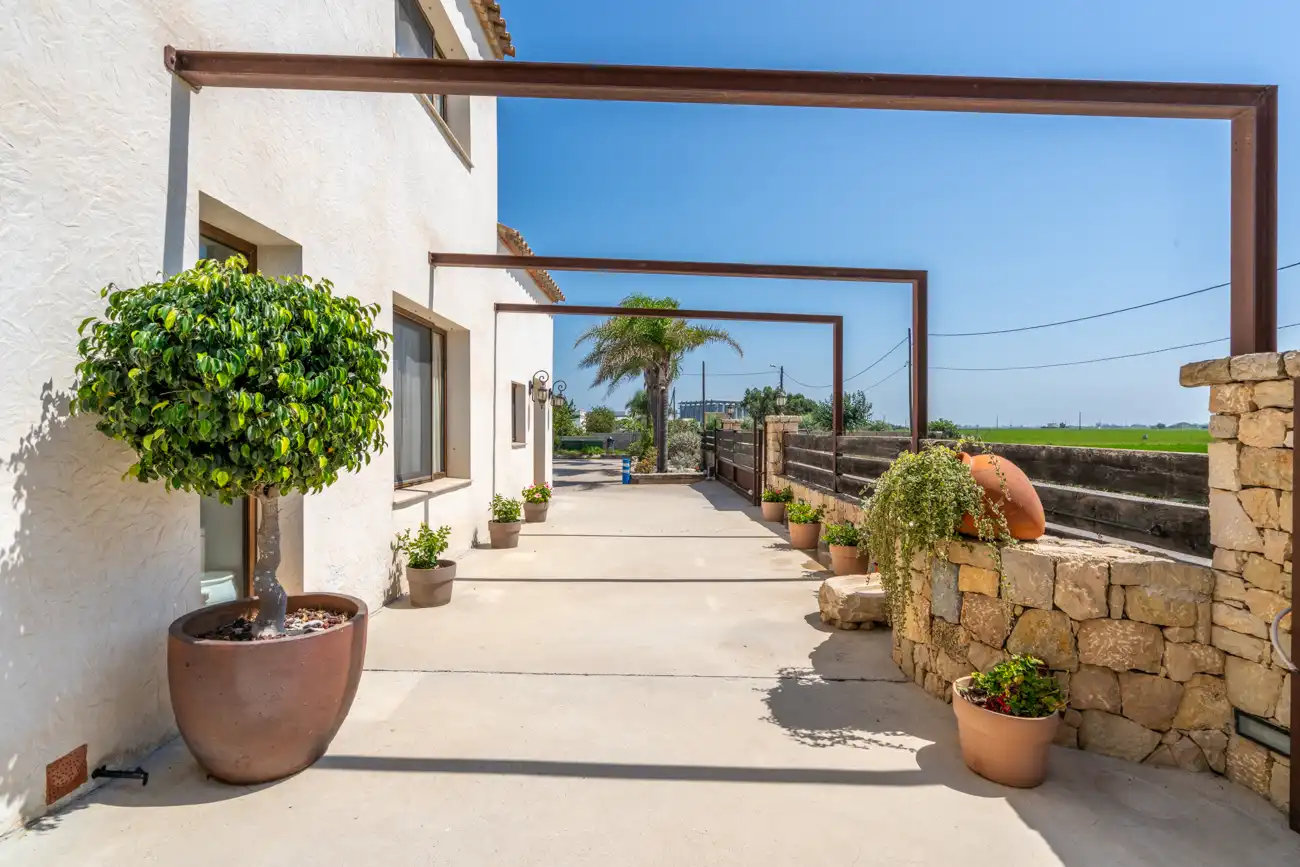 Terrassa de Finca rústica en venda en Deltebre amb Aire condicionat, Jardí privat i Terrassa