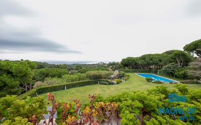 Jardí de Casa o xalet en venda en Sant Andreu de Llavaneres amb Aire condicionat, Jardí privat i Parquet