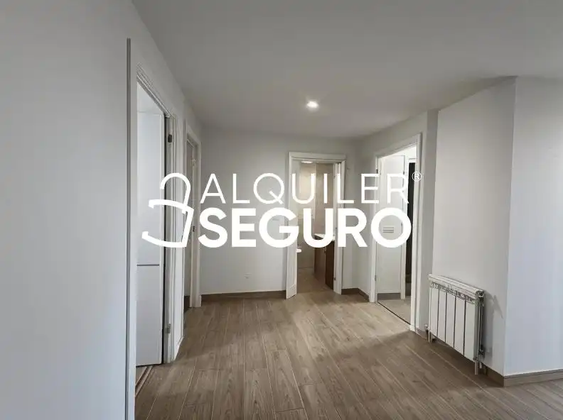 Dormitori de Àtic de lloguer en Las Rozas de Madrid amb Calefacció i Terrassa