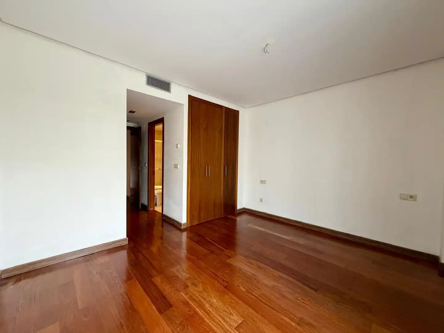 Planta baixa en venda en Córdoba amb Calefacció, Jardí privat i Terrassa