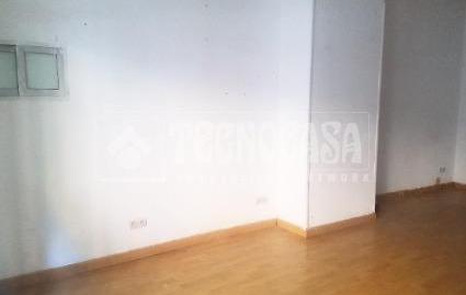 Photo 4 of Premises to rent in Pacífico, Madrid