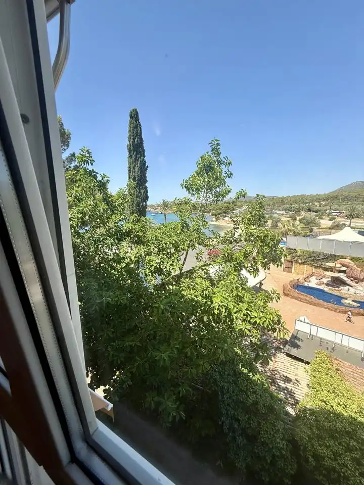 Piso con terraza en alquiler en Garcilaso De La Vega, imagen 23
