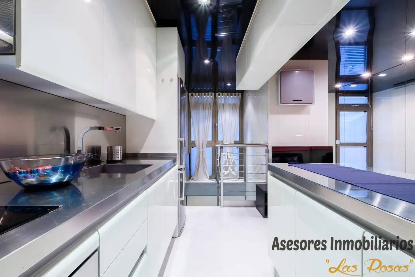 Cocina de Planta baja en venta en Madrid con Aire acondicionado y Calefacción