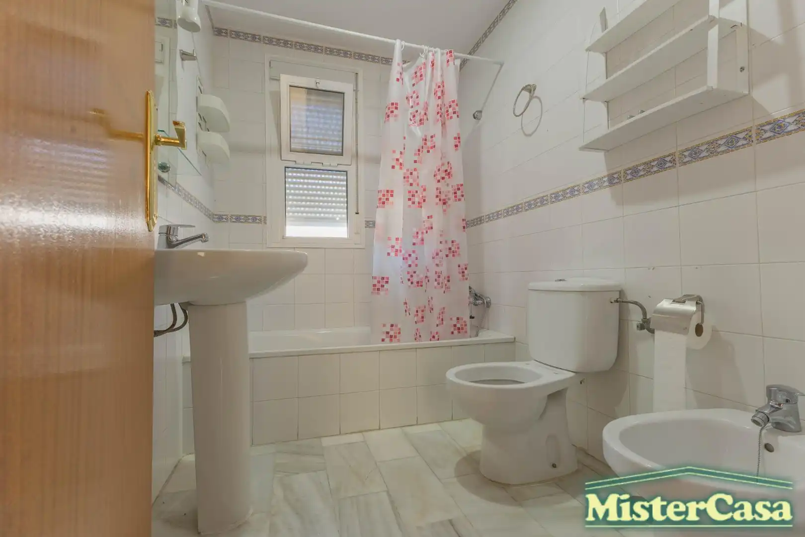 Bathroom of Houses for sale in Jerez de la Frontera  with Private garden, Terrace and Storage room