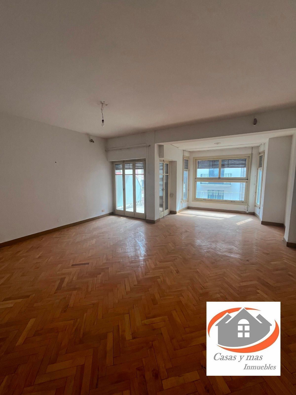 Sala de estar de Piso en venta en Castellón de la Plana / Castelló de la Plana con Terraza