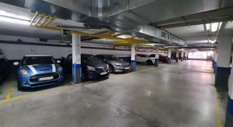 Garage for sale in LAS BODAS DE FIGARO, Los Satélites - Roza Martín