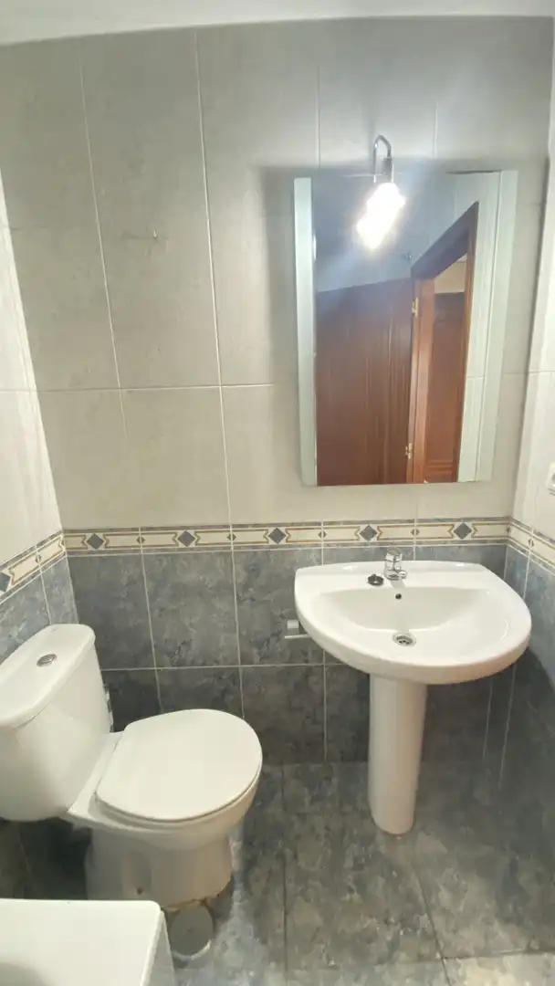 Bany de Pis en venda en Entrambasaguas amb Calefacció, Jardí privat i Piscina