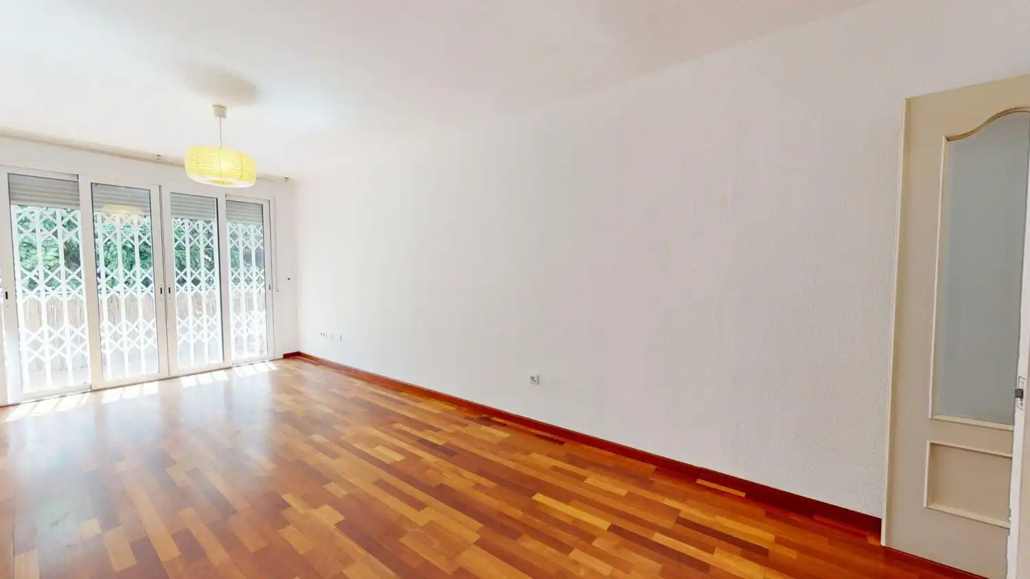 Sala d'estar de Pis de lloguer en Sevilla amb Aire condicionat i Terrassa