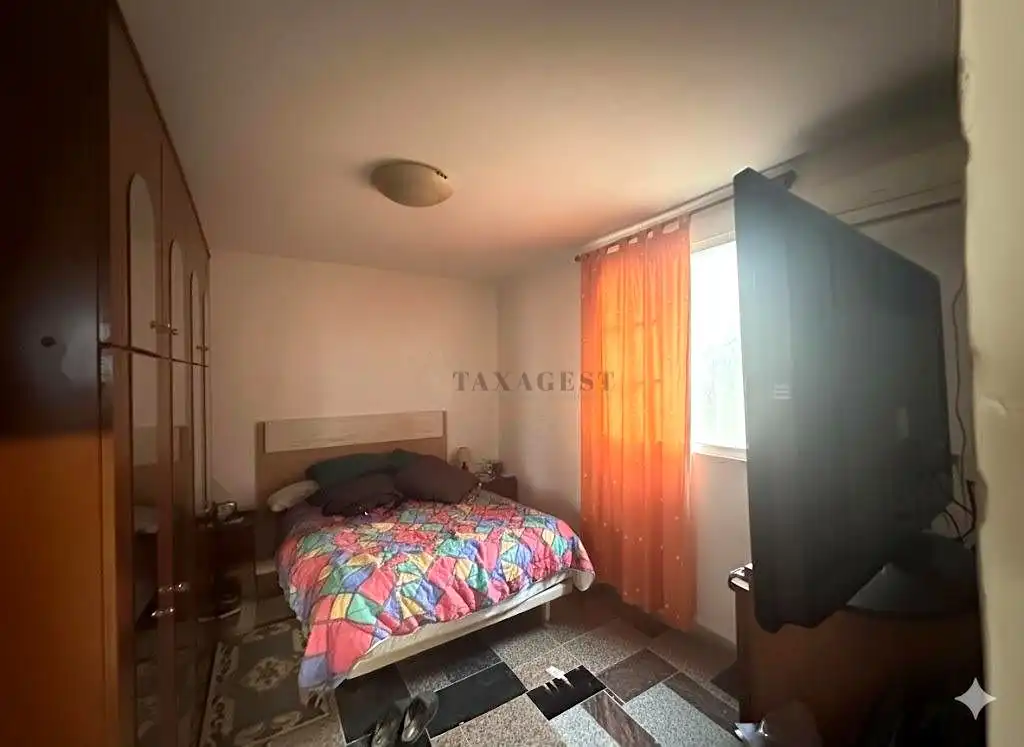 Schlafzimmer von Fabrikhallen zum Verkauf in Tortosa