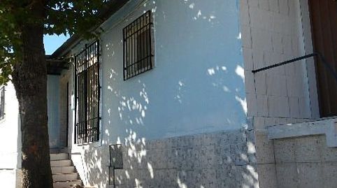 Foto 3 de Casa adosada en venda a Ebro, La Estación, Badajoz Capital