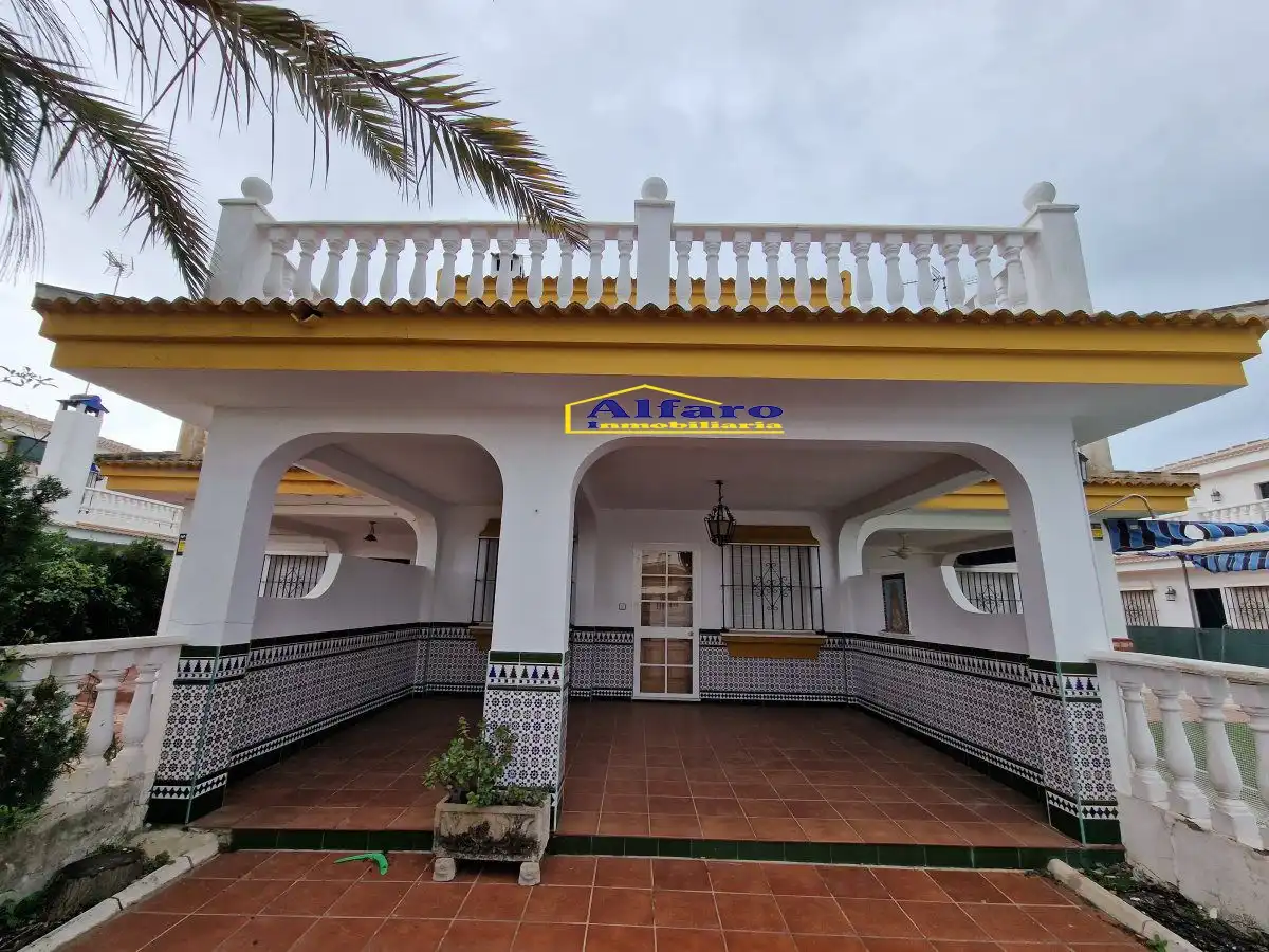 Chalet en venta en Matalascañas
