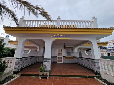 Villa à vendre à Matalascañas