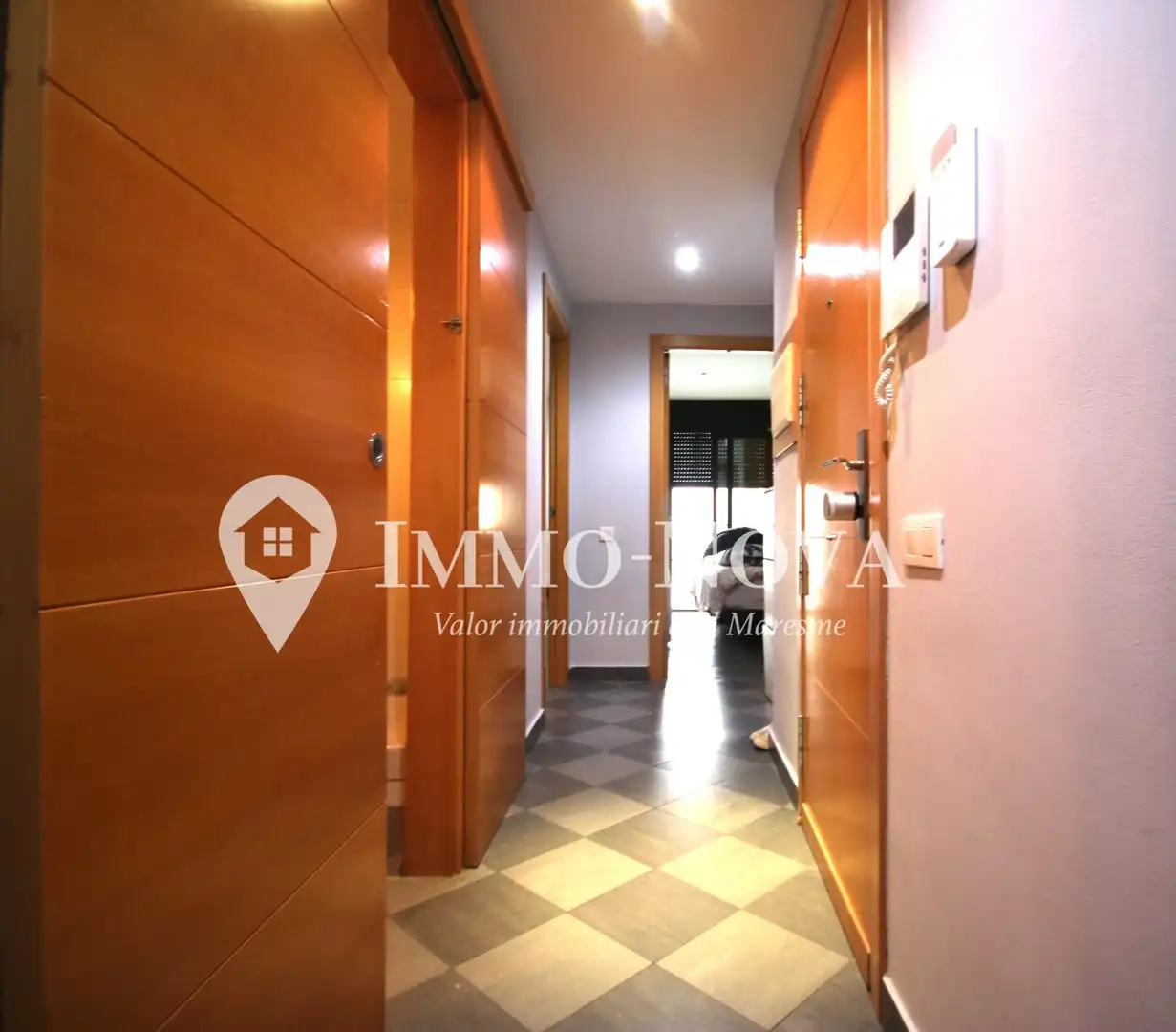 Piso en venta en Mataró con Calefacción, Amueblado y Balcón
