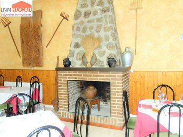 Local comercial en venda a Cuatro Postes