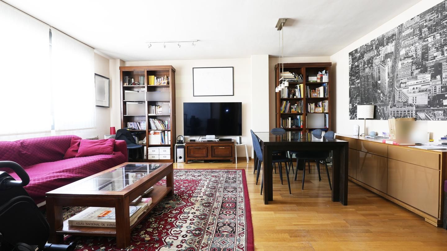 Living room of Flat for sale in  Madrid Capital  with Air Conditioner, Heating and Terrace
