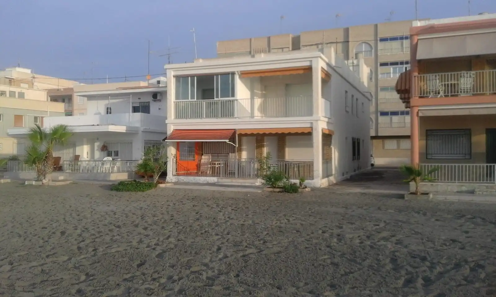 Vista exterior de Apartamento de alquiler en Santa Pola con Aire acondicionado, Calefacción y Terraza