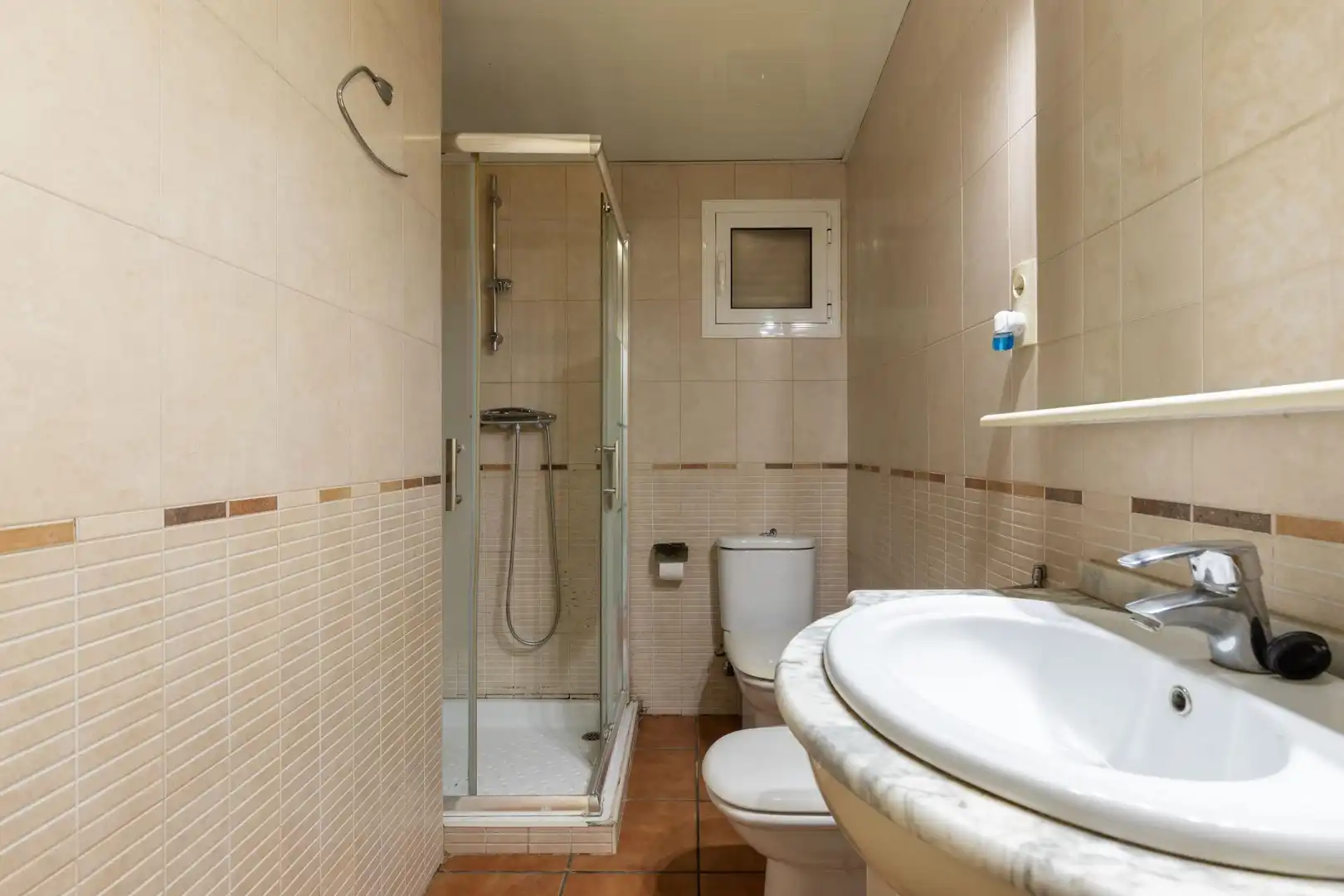 Bany de Casa o xalet en venda en Rubí amb Aire condicionat, Jardí privat i Terrassa