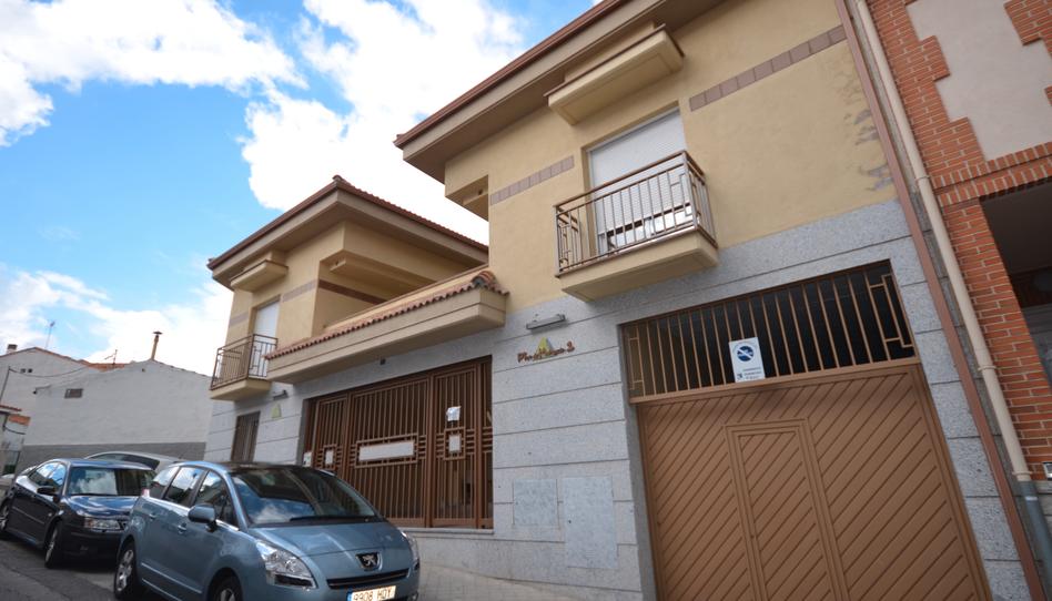 Foto 1 de Piso de alquiler en Calle del Pico de Mulhacén, 1, El Olivar - La Magdalena, Madrid