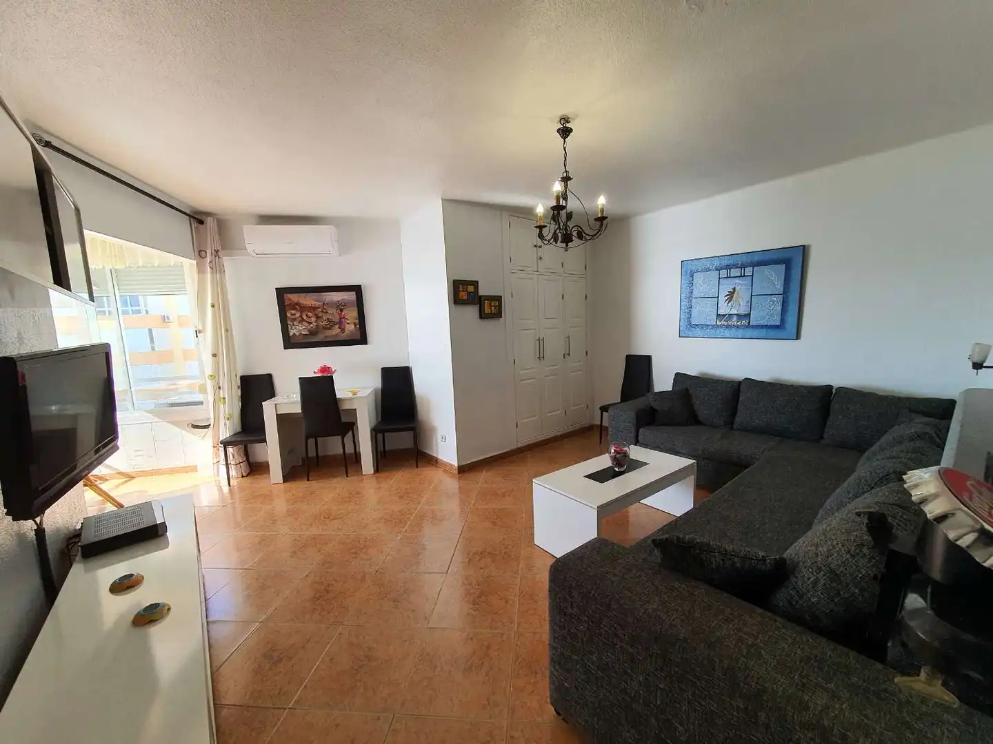 Appartement compact avec piscine à louer à Centro Internacional, imagen 11