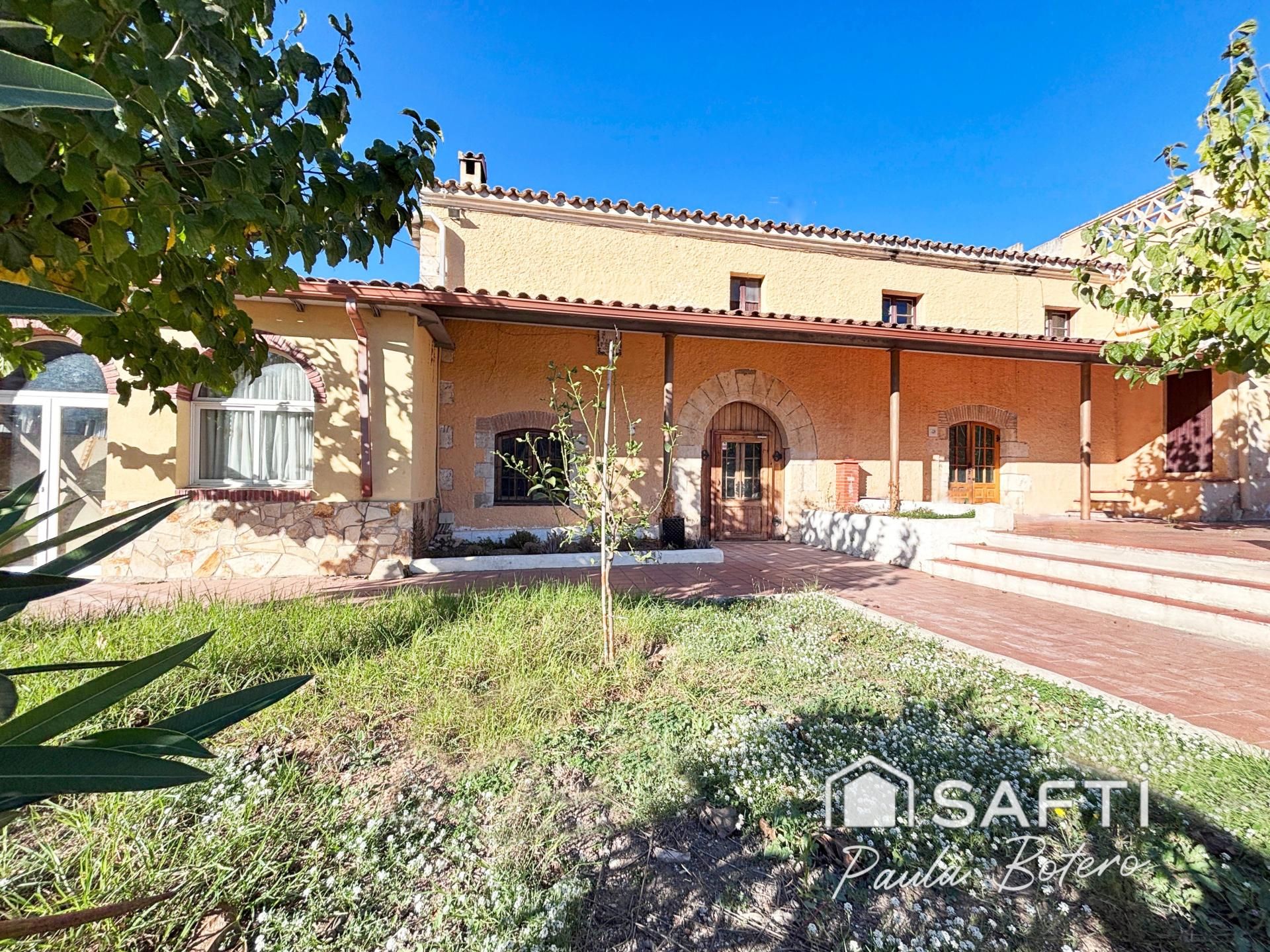 Vista exterior de Finca rústica en venta en Canyelles con Calefacción