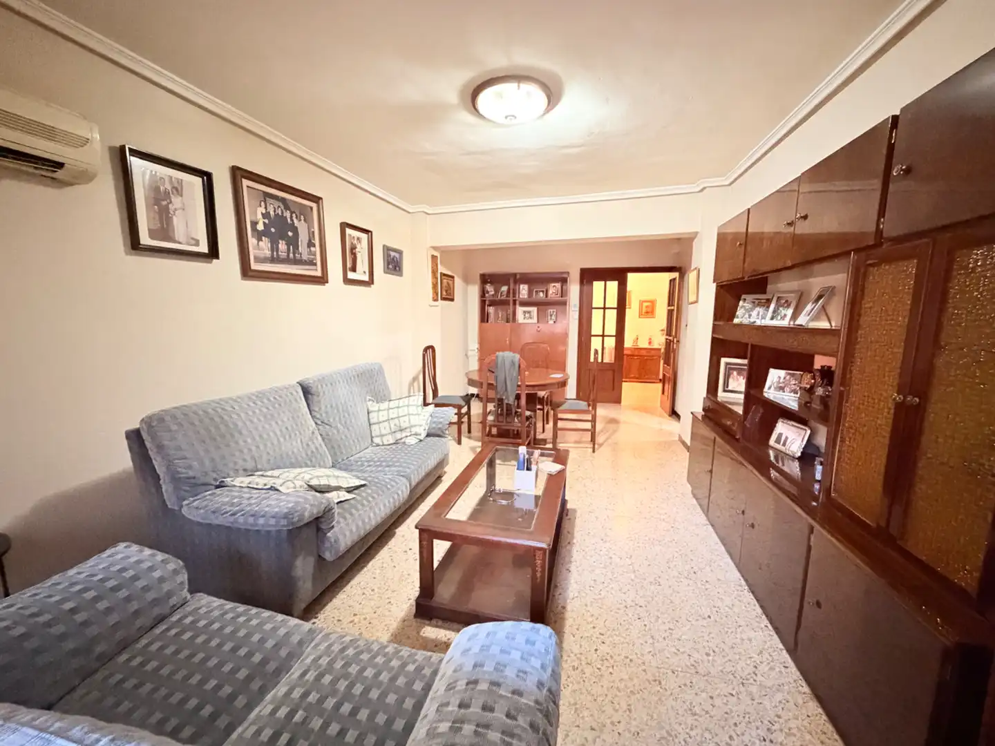 Sala de estar de Piso en venta en Castellón de la Plana / Castelló de la Plana con Amueblado, Horno y Lavadora