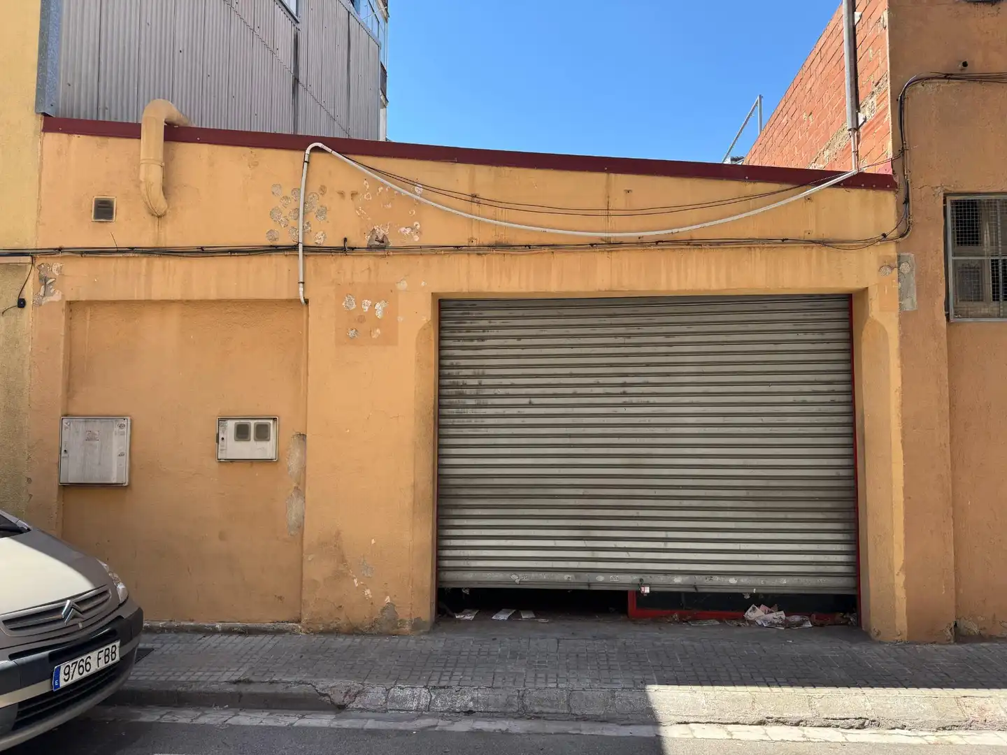 Gebäude zum Verkauf in Carrer de Frederic Mompou, Lledoner