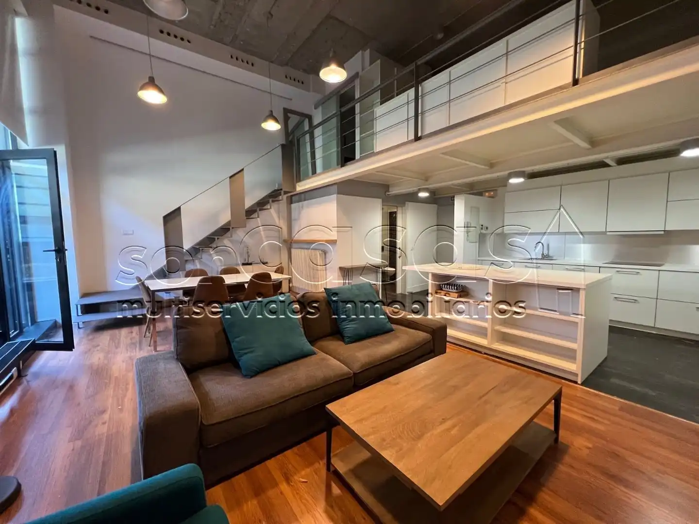 Maisonette zur Miete in Alcobendas mit Klimaanlage, Heizung und Terrasse