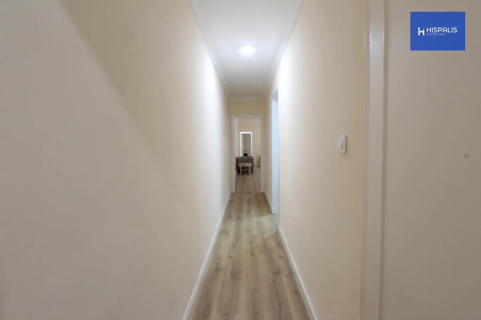 Ground floor for sale in Sevilla  with Air Conditioner and Heating