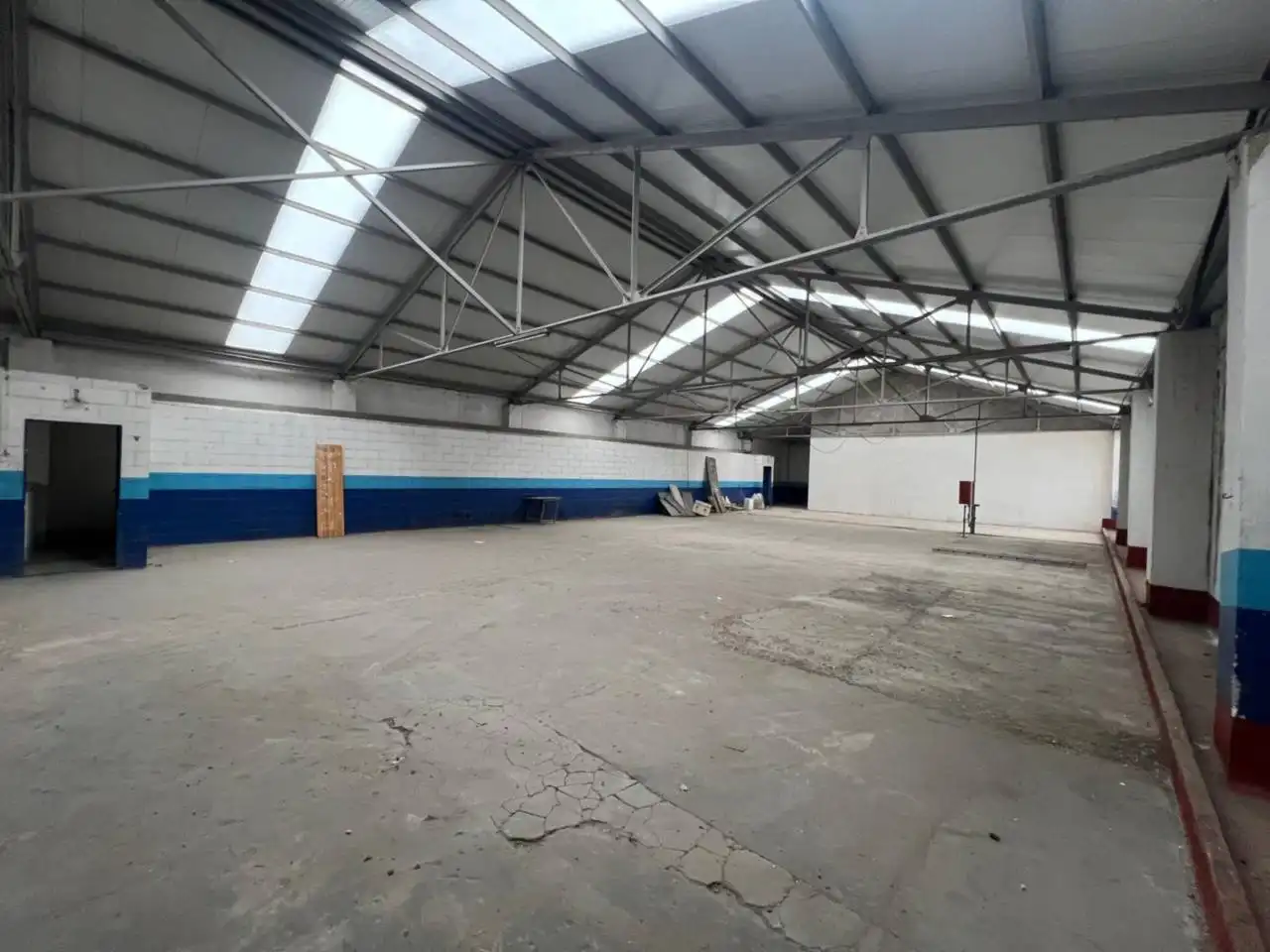 Local comercial de lloguer a Calle Palaudàries, imagen 4