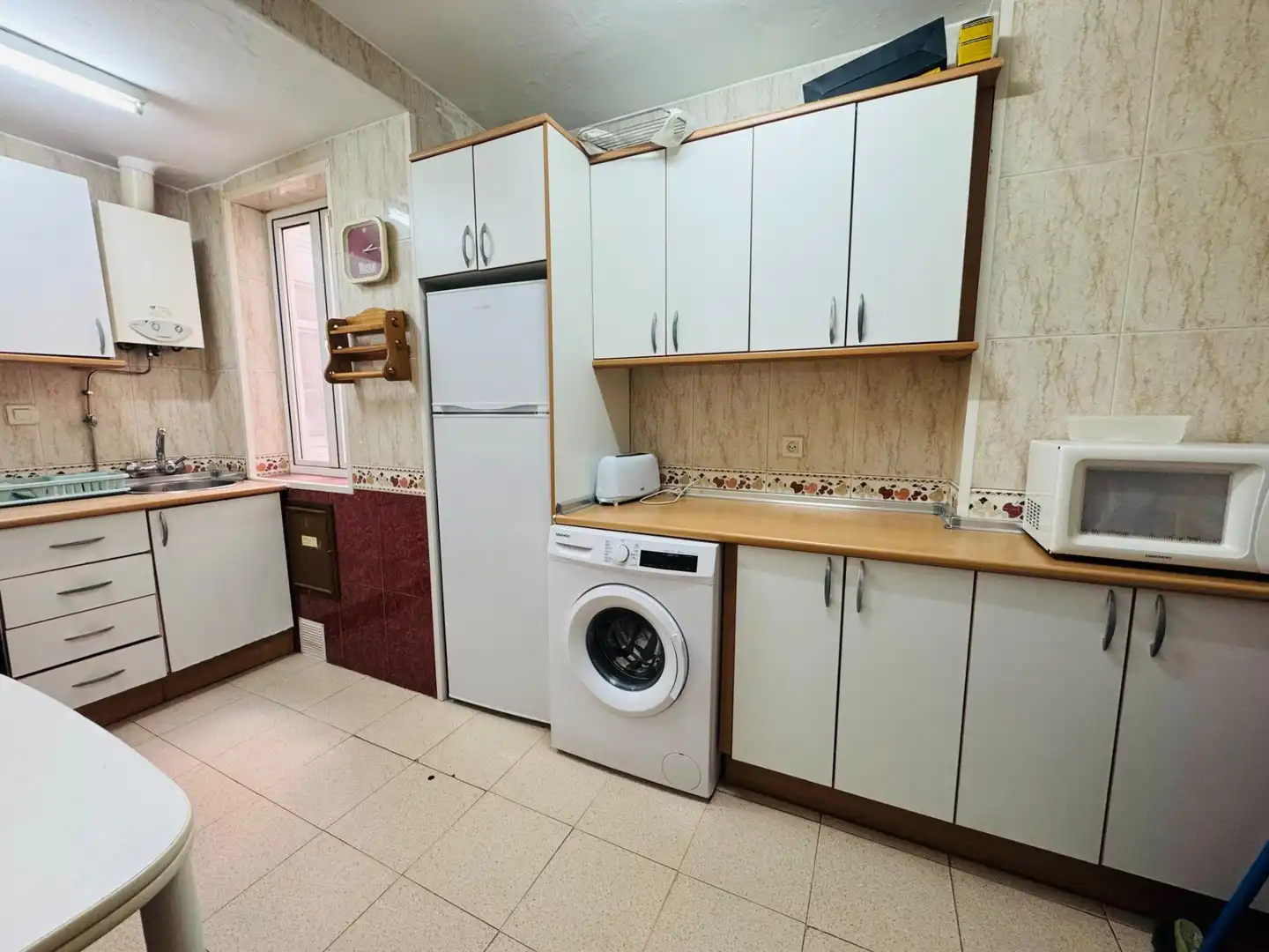 Cocina de Piso para compartir en Granada con Terraza, Amueblado y Balcón