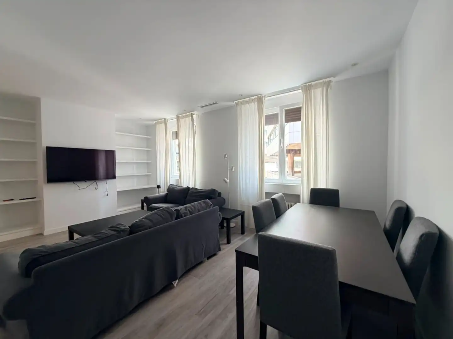 Living room of Flat for sale in Madrid  with Air Conditioner, Heating and Storage room