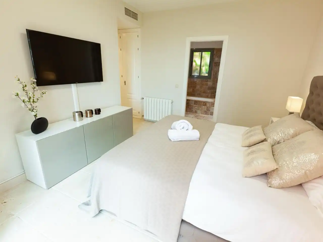 Bedroom of Apartments for sale in Los Flamingos