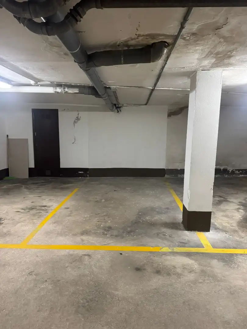Garaje de alquiler en Calle Manuel González Hoyos, 3, Valdenoja