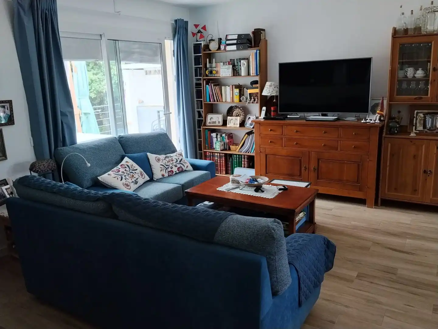 Sala d'estar de Casa o xalet en venda en Valdemorillo amb Aire condicionat, Calefacció i Jardí privat