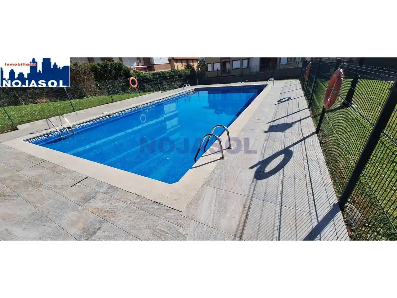 Piscina de Pis de lloguer en Noja amb Calefacció, Terrassa i Moblat