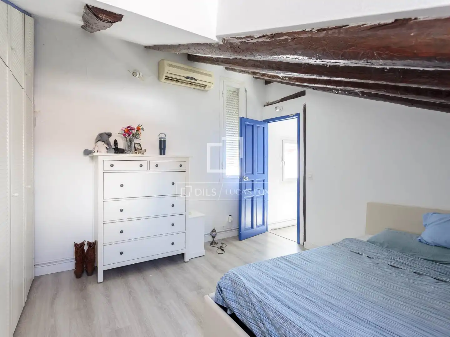 Schlafzimmer von Dachboden zur Miete in Villar y Velasco mit Klimaanlage und Möbliert