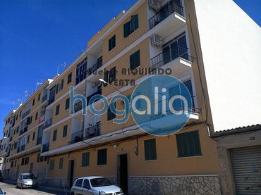 Baixos en venda a Centro