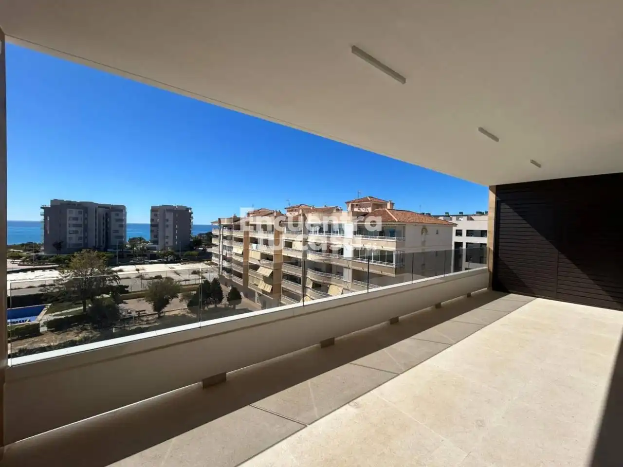 Vista exterior de Ático en venta en Villajoyosa / La Vila Joiosa con Aire acondicionado, Calefacción y Terraza