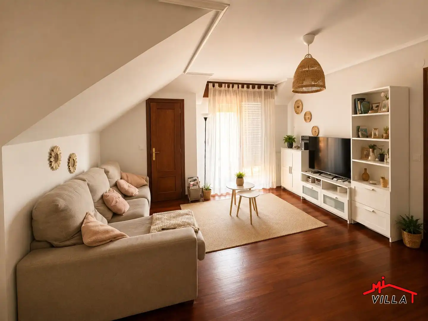 Wohnzimmer von Dachboden zum Verkauf in Bárcena de Cicero mit Heizung, Terrasse und Abstellraum