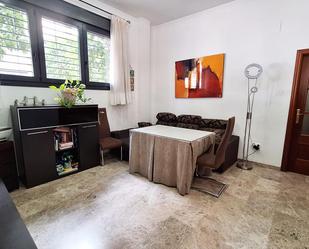 Sala d'estar de Pis en venda en  Córdoba Capital amb Aire condicionat, Calefacció i Parquet