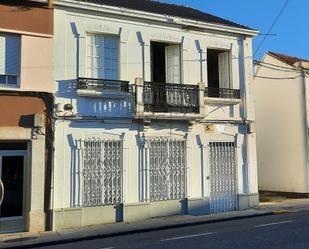 Vista exterior de Casa adosada en venda en Narón amb Balcó