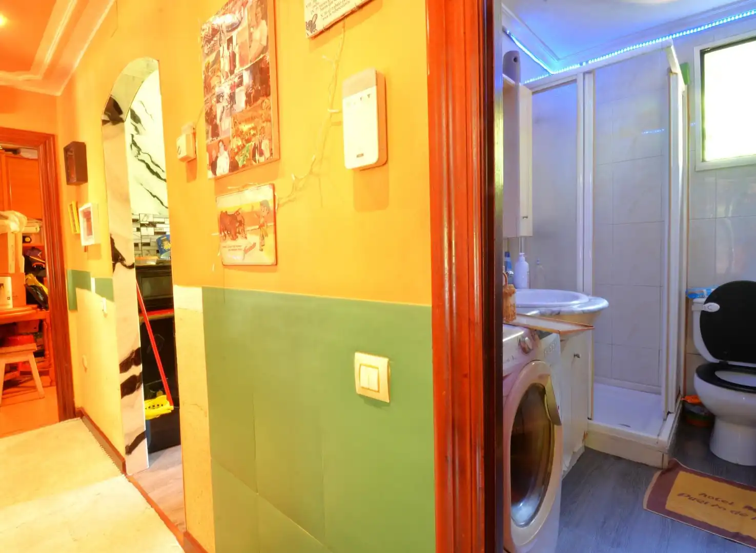 Bany de Pis en venda en Mieres (Asturias) amb Calefacció i Traster